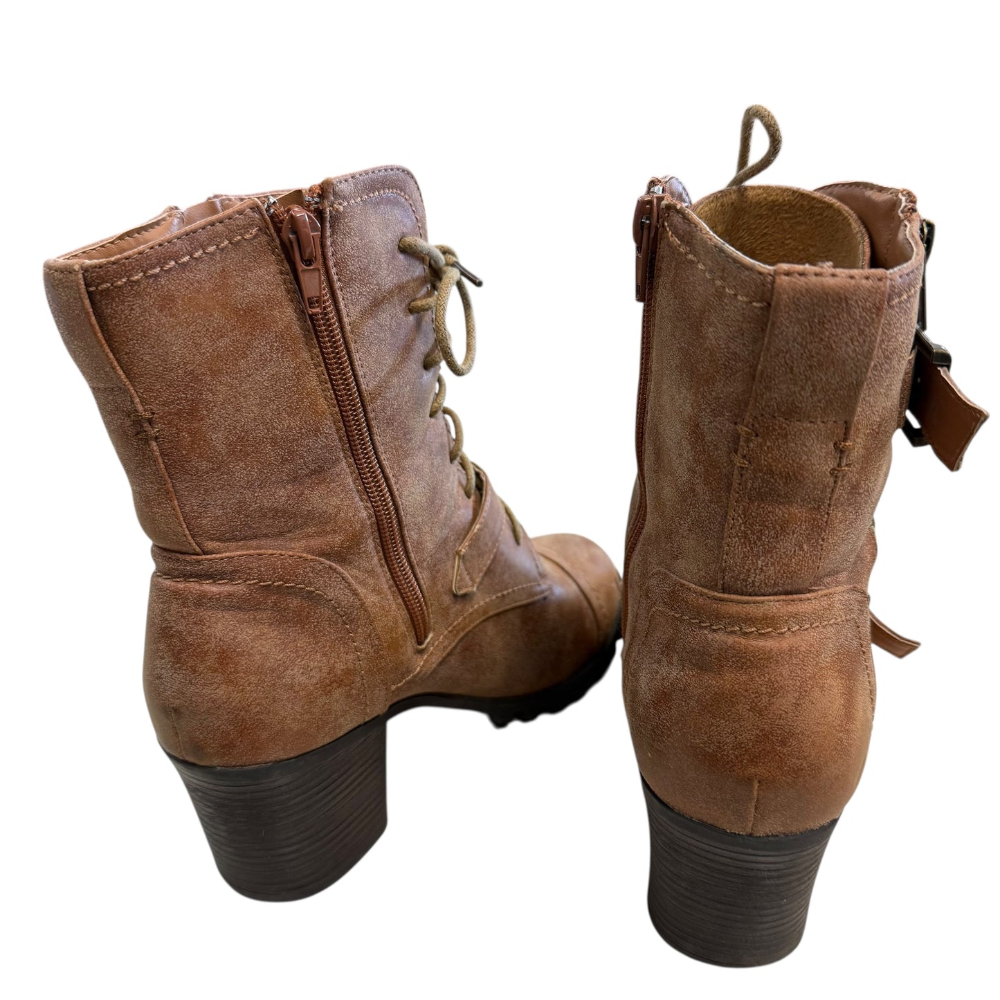 BAMBOO BAXTER CHUNKY HEEL BOOTIES TAN 100 SZ 10