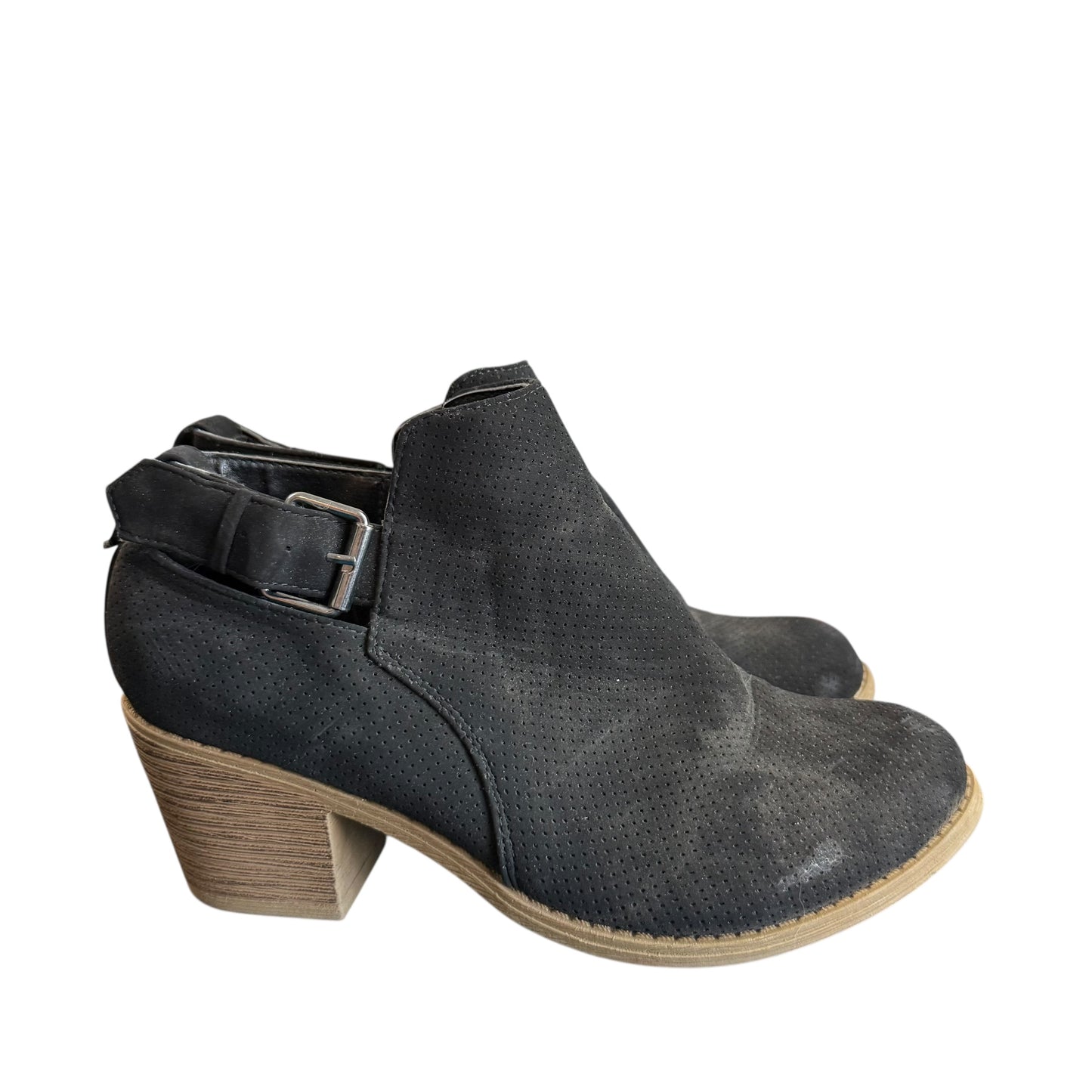 BLACK FAUX SUEDE ANKLE BOOTIES 100 SZ 7