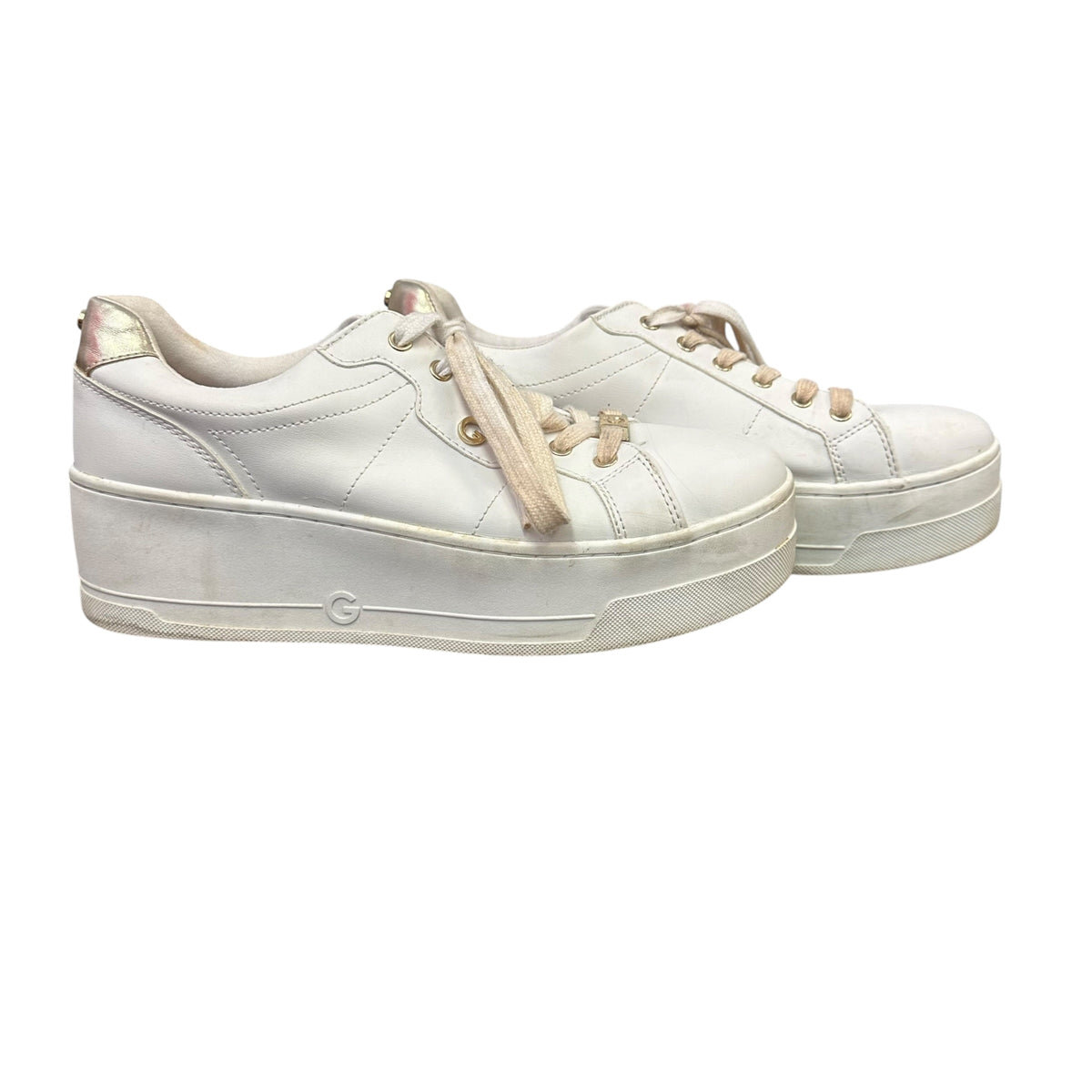 GBG BY GUESS WHITE PLATFORM SNEAKERS 143 SZ 9