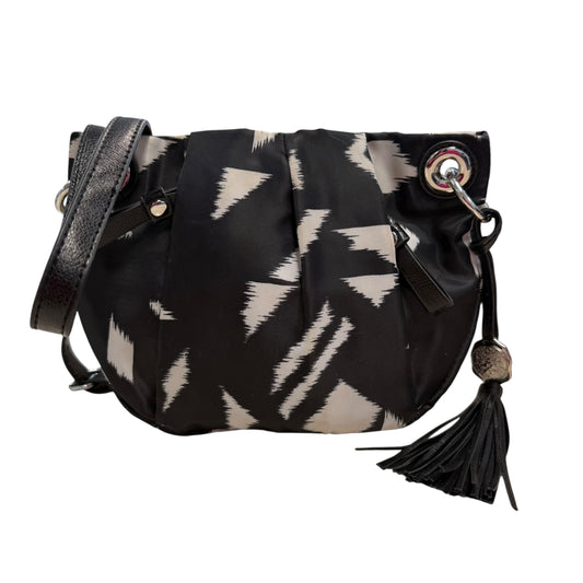 VINCE CAMUTO BLACK WHITE NYLON CROSSBODY BAG LEATHER TRIM TASSEL DETAIL 143