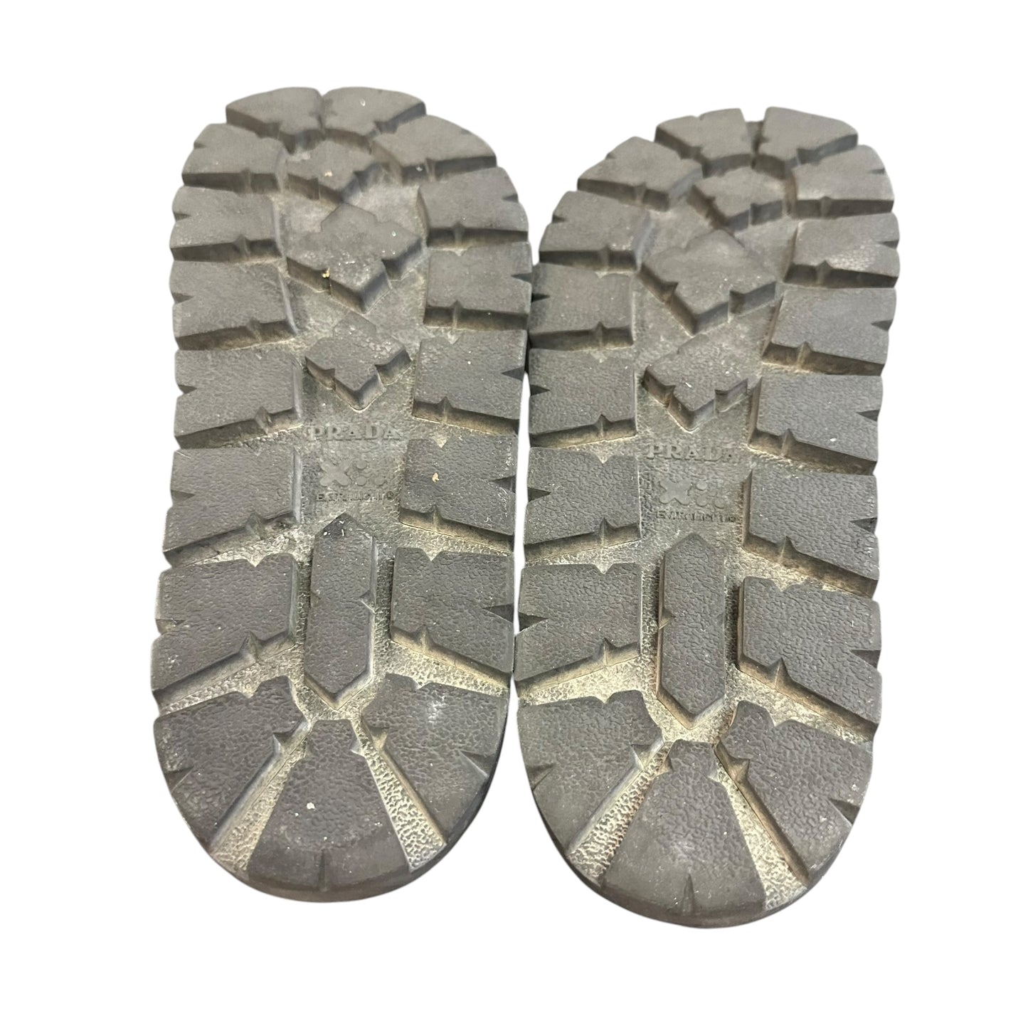 BLACK INSPIRED QUILTED SANDALS W LOGO 122 SZ 6.5