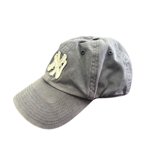 NEW YORK YANKEES FITTED CAP 263 GUC