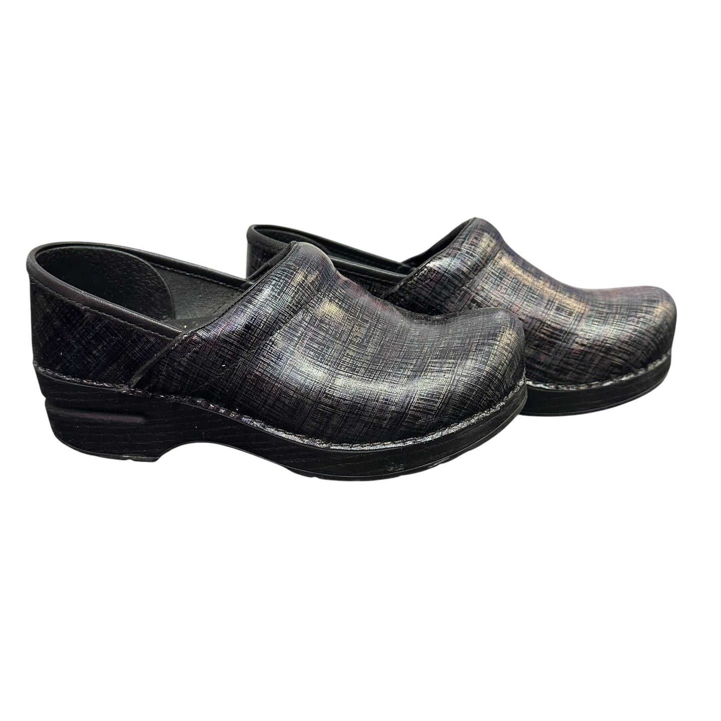 DANSKO PLAID CLOGS 100 SZ 6/37