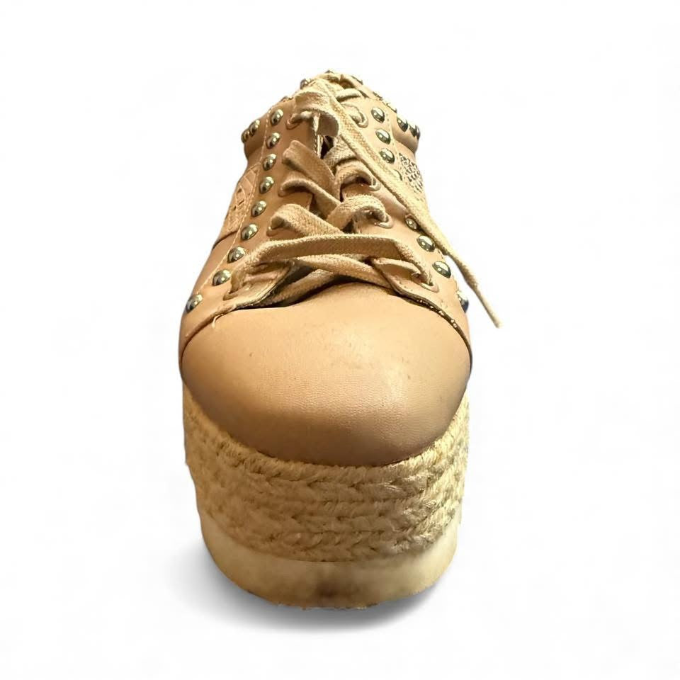 STEVE MADDEN SNAKESKIN STUDDED PLATFORM SNEAKERS
SZ 9