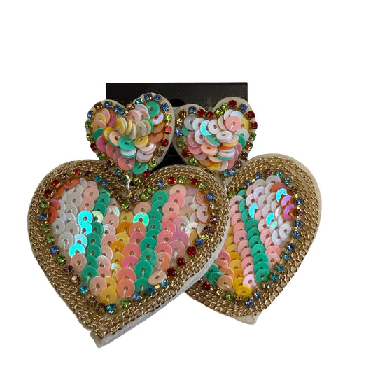 WHITE IRIDESCENT SEQUINS HEART EARRINGS
