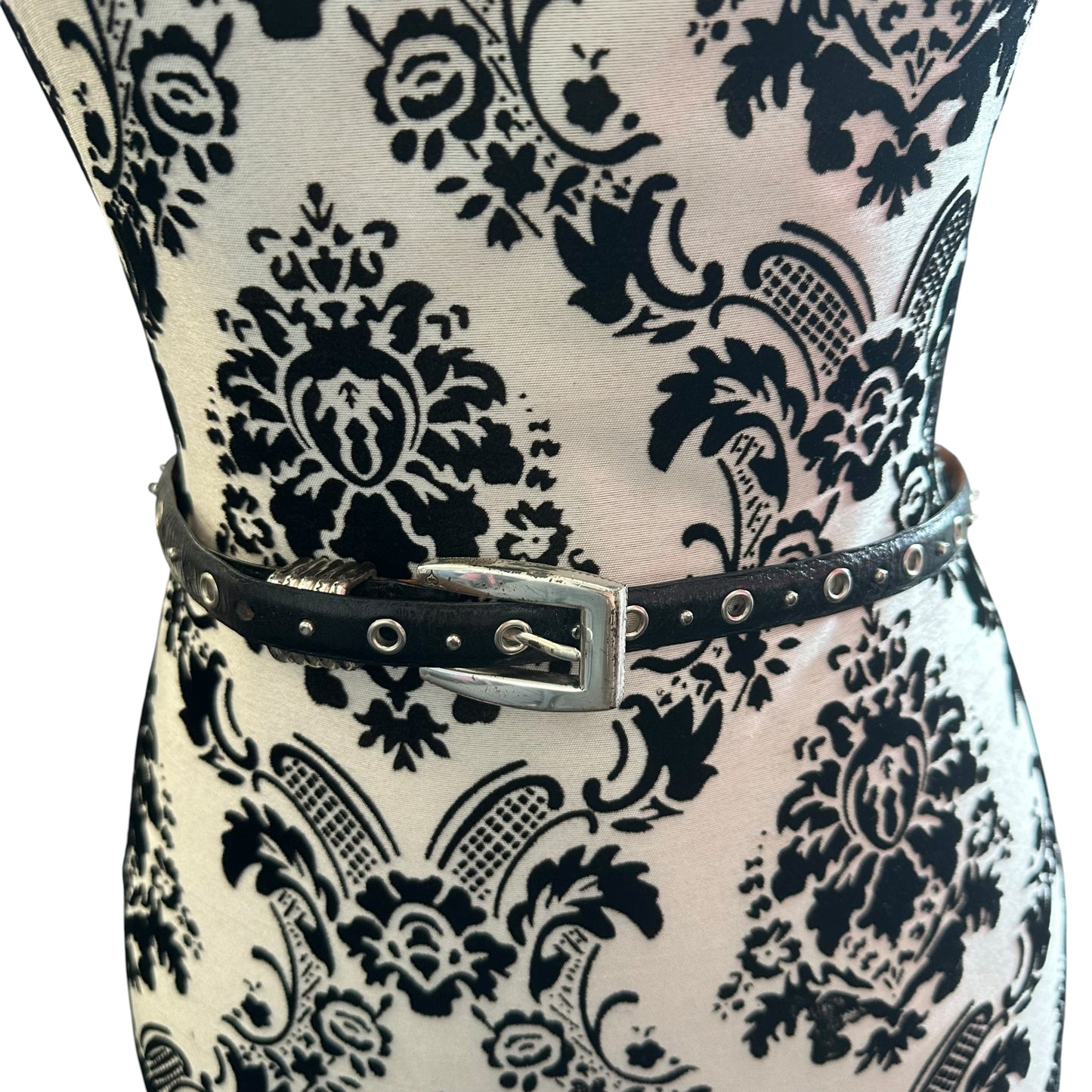 BRIGHTON BLACK LEATHER SILVER HARDWARE SKINNY BELT 216 M/L