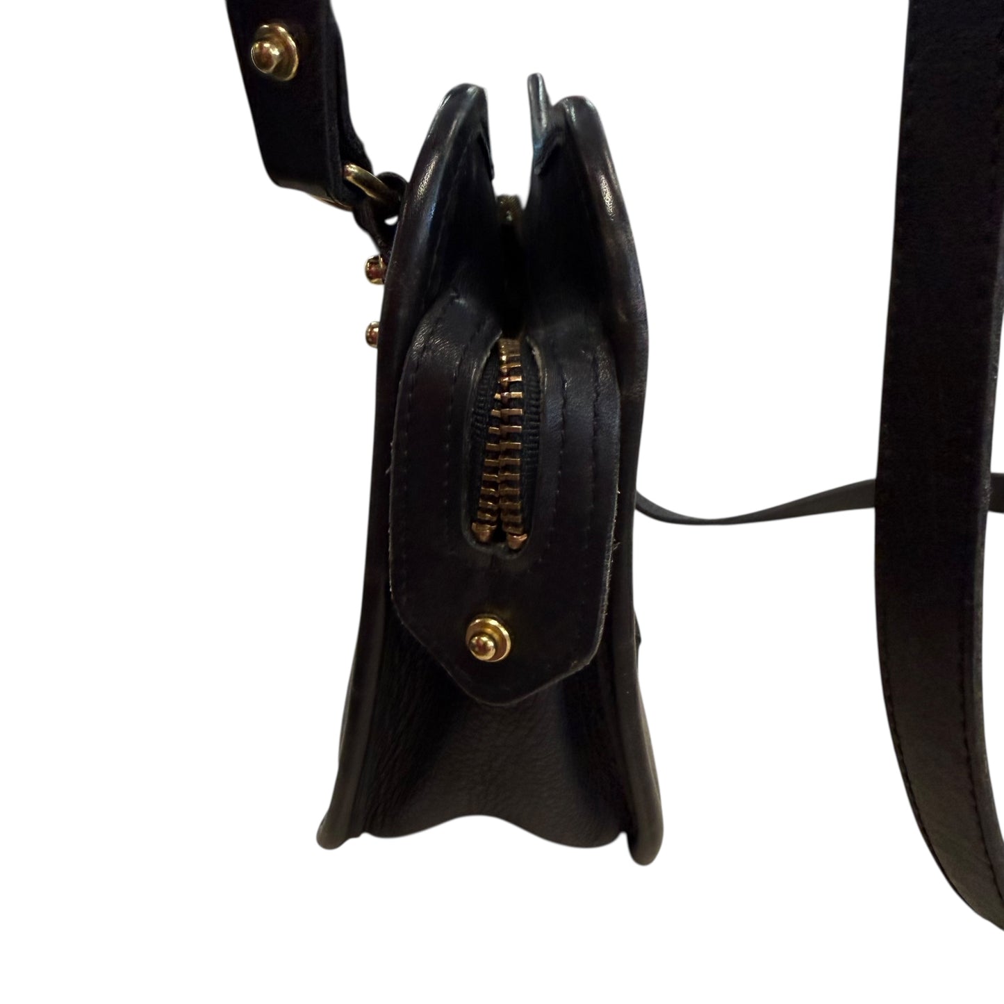 VINTAGE BLACK LEATHER CROSSBODY GOLD HARDWARE 84