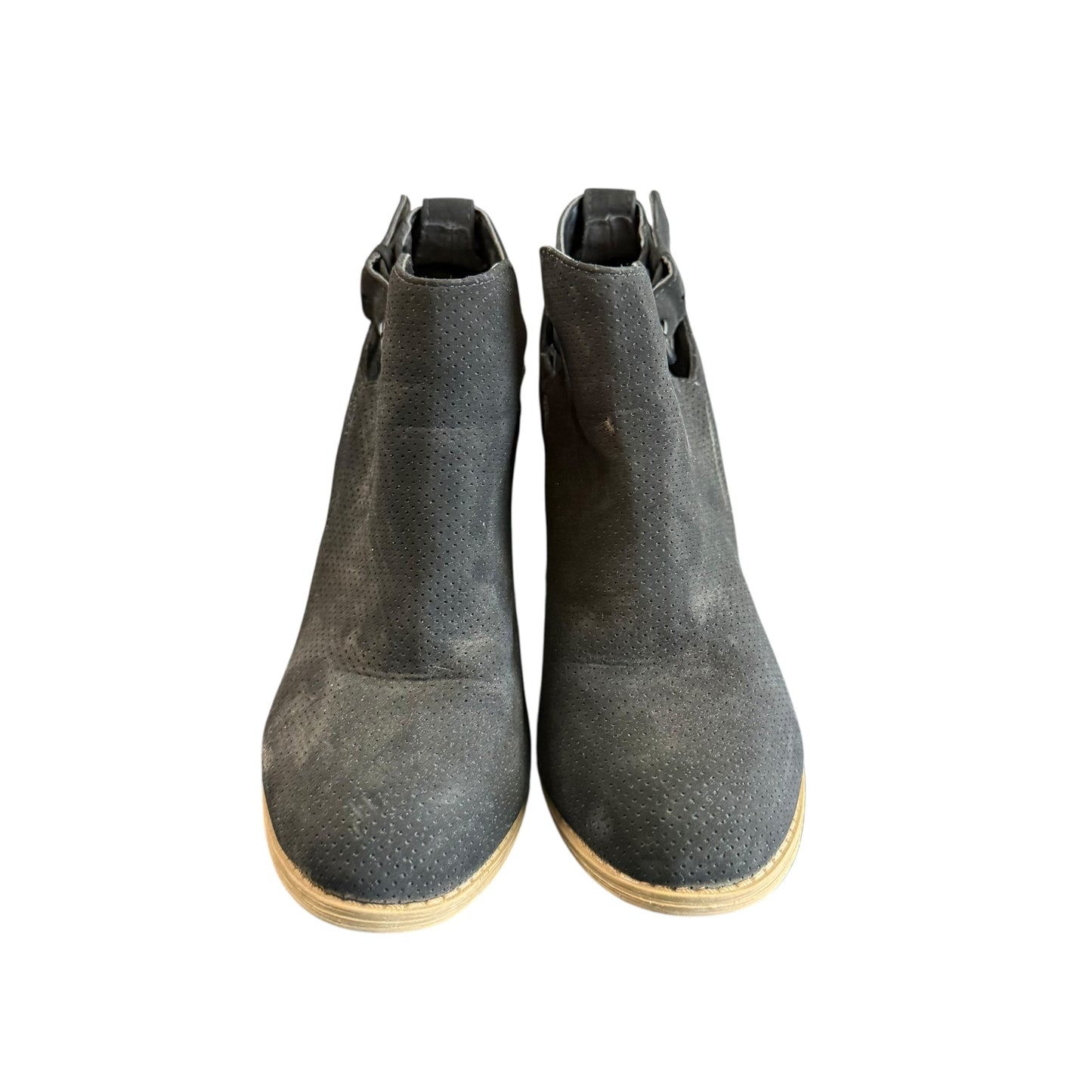 BLACK FAUX SUEDE ANKLE BOOTIES 100 SZ 7