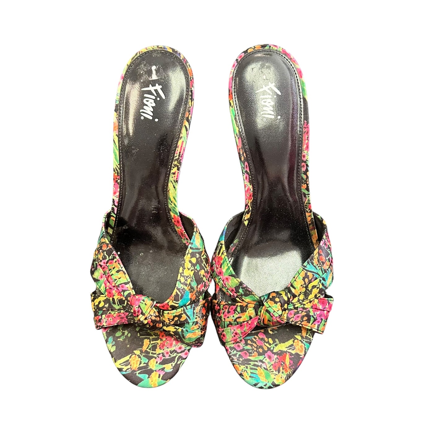 FIONI BLACK FLORAL SLIP ON HEELS 219 SZ 10