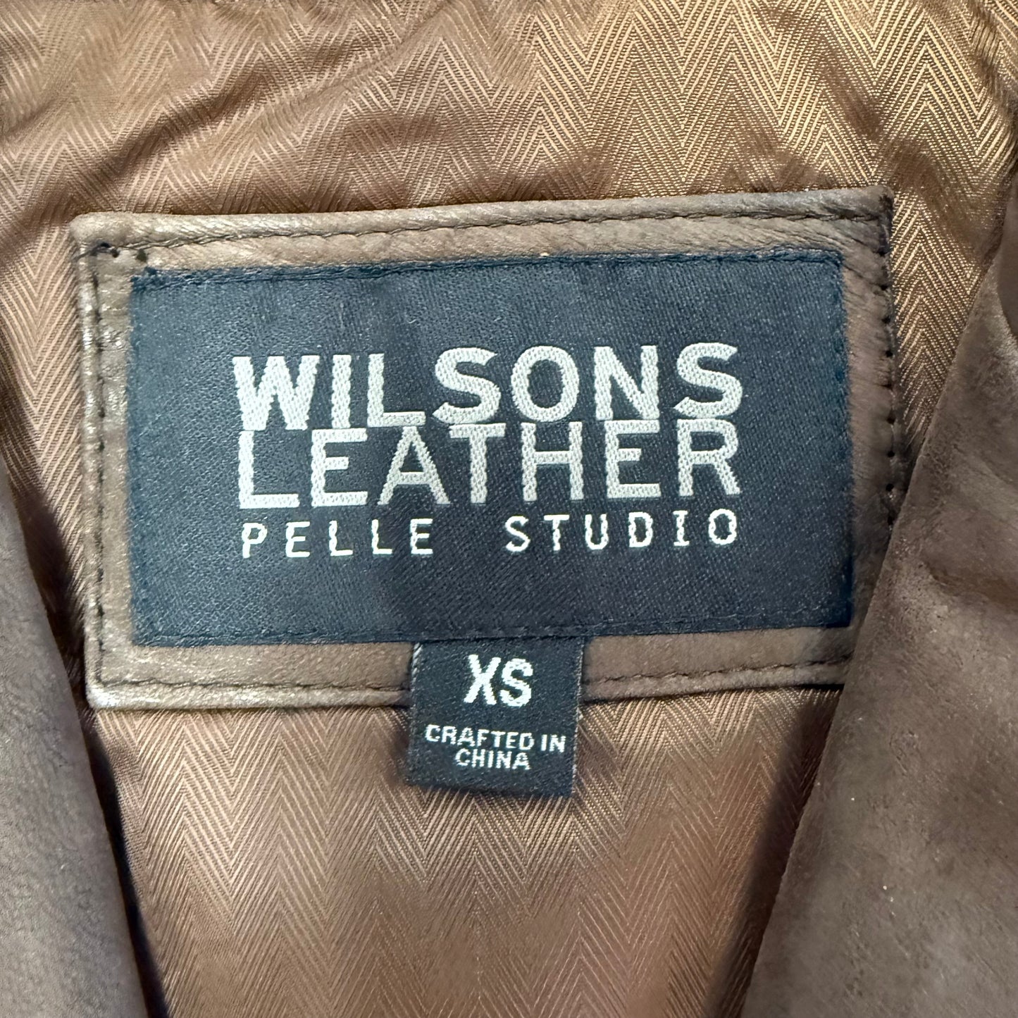 WILSONS LEATHER PELLE STUDIO THREE BUTTON BLAZER BROWN LEATHER 100 XS