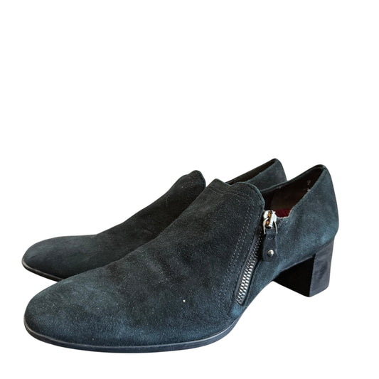 MUNRO SUEDE ANKLE BOOTIES 220 SZ 9