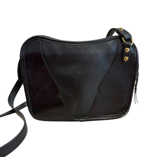 VINTAGE BLACK LEATHER CROSSBODY GOLD HARDWARE 84