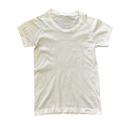 LULULEMON WHITE SHORT SLEEVE TOP 122 SZ 2