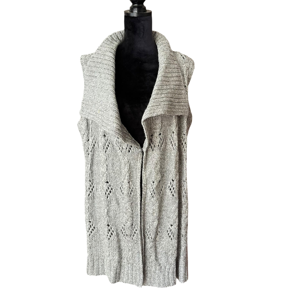 AVENUE GRAY CABLE KNIT OPENWORK SWEATER VEST 100 18/20
