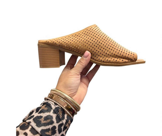 JOURNEE COLLECTION OPEN TOE SHOE TAN ZIFF MULES 62 SZ 10