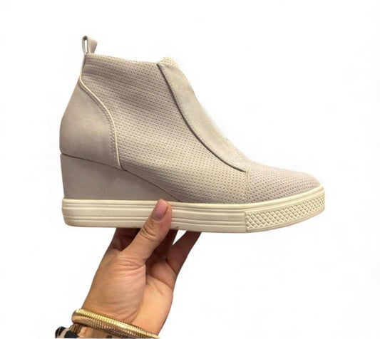 CCOCCI ZOEY WEDGE SNEAKER LIGHT GREY 2.5 WEDGE HEEL 100 SZ 10