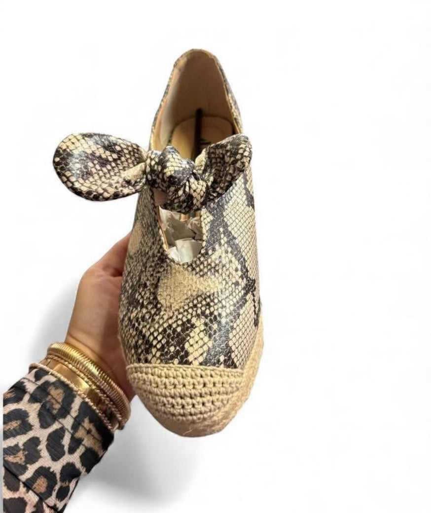 AMS ESPADRILLES SNAKE PRINT LEATHER JUTE PLATFORM BOW DETAIL 100 NWOT SZ 8.5
