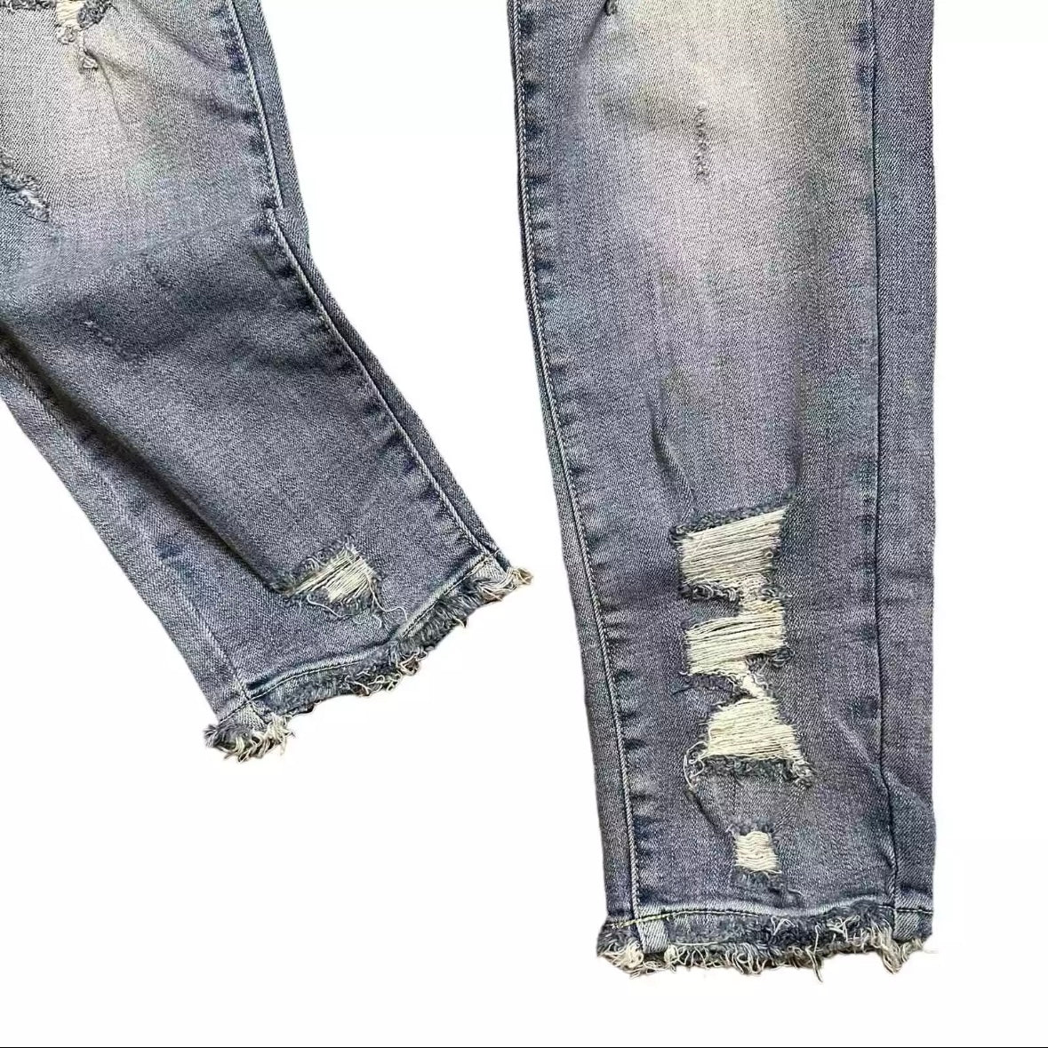 Kancan Women’s Jeans NWT Sz 9/28 Mid Rise Ankle Skinny Distressed