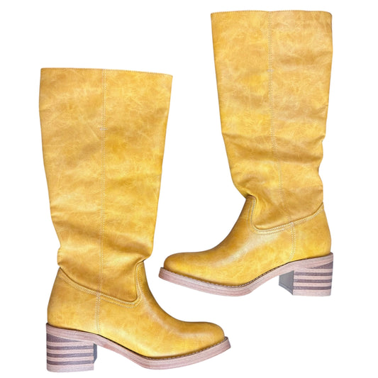 YELLOW FAUX LEATHER SQUARE TOE BOOTS BLOCK HEEL KNEE HIGH 84 SZ 7