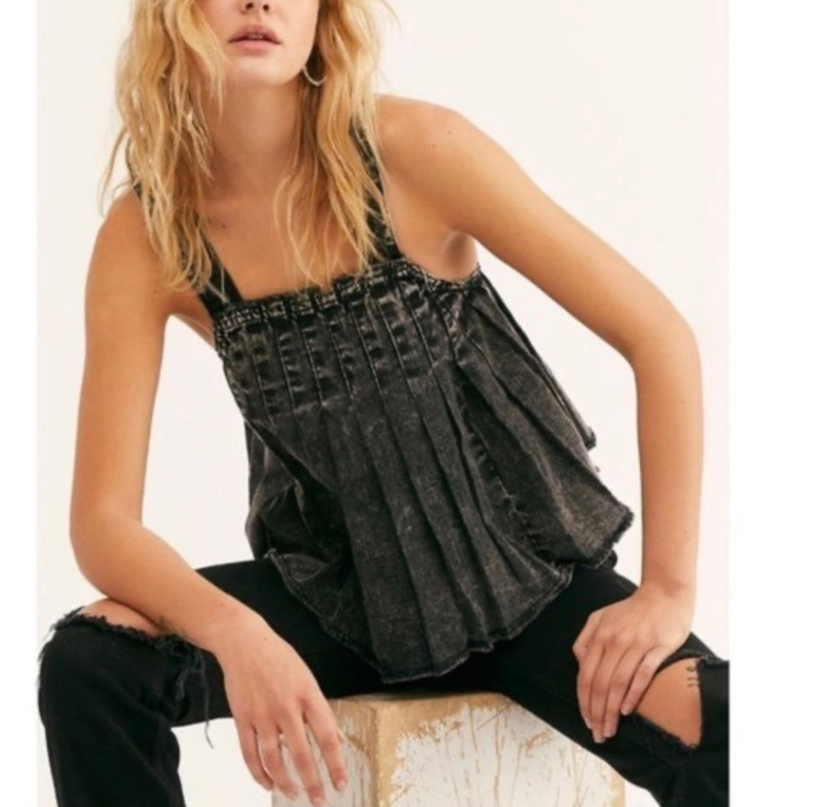 FREE PEOPLE BLACK STONE WASHED PLEATED BLOUSE 84 MEDIUM