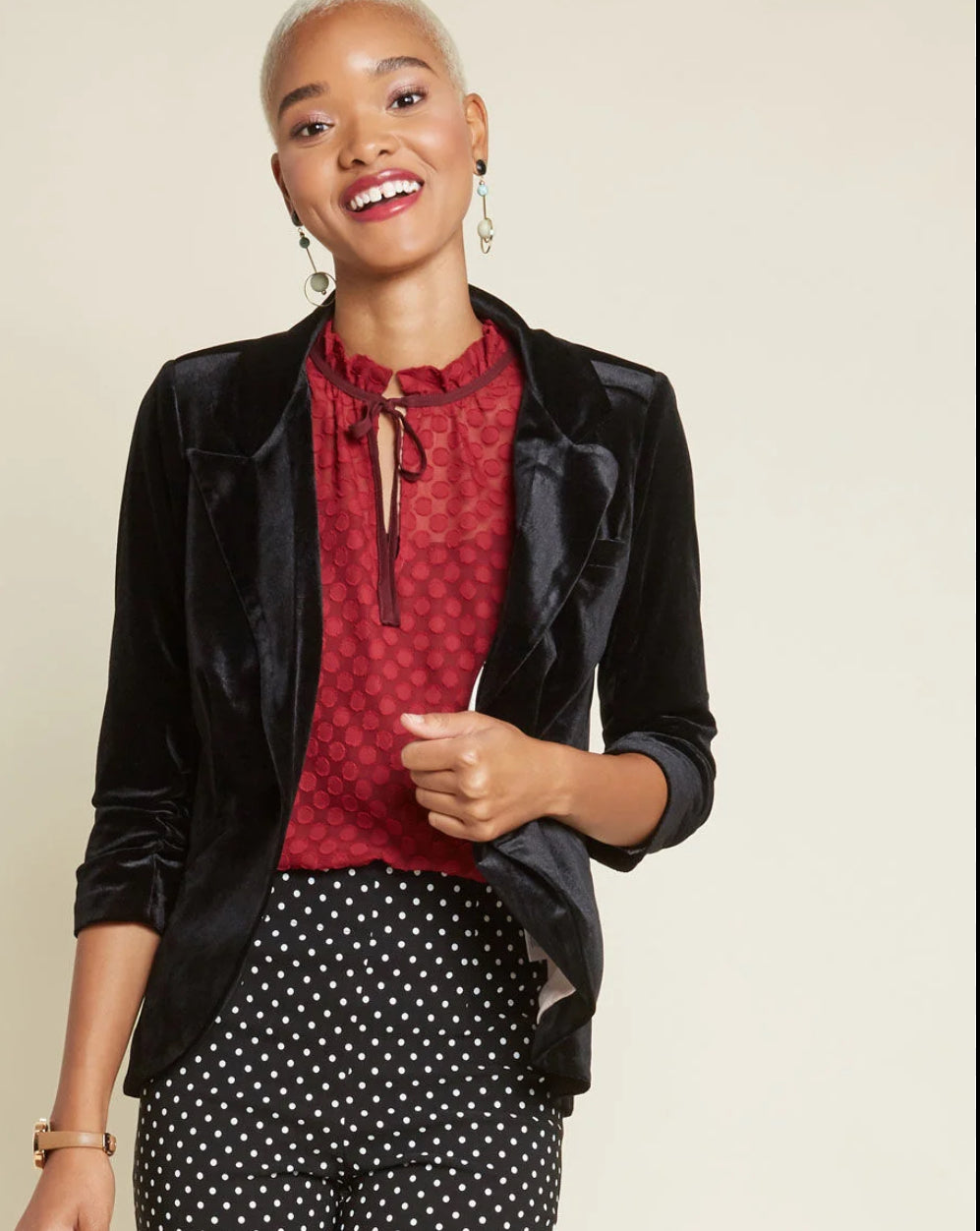 MODCLOTH SANDY BLACK VELVET BLAZER 100 LARGE