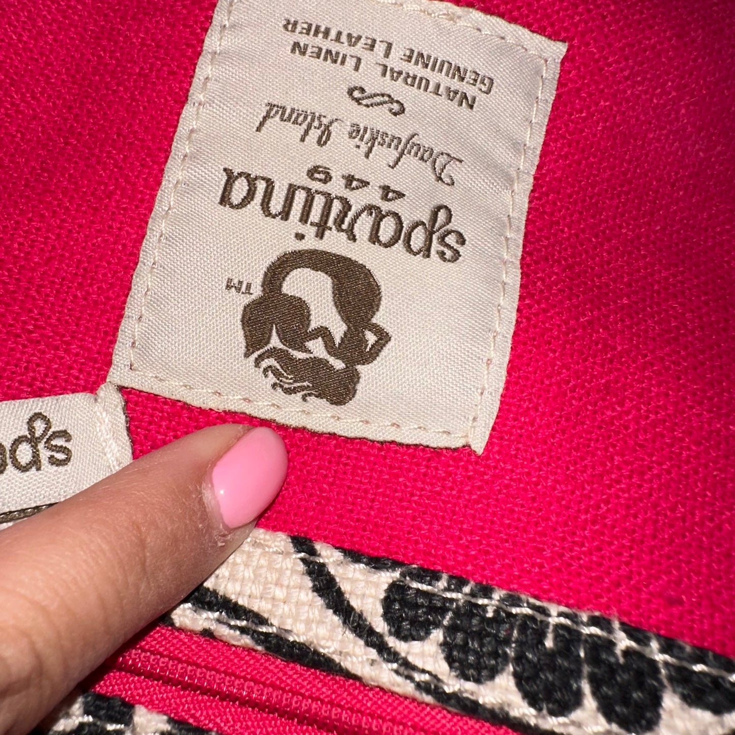 SPARTINA 449 STRACHAN TURN KEY CLASSIC MEDIUM TOTE 217