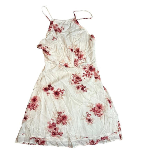 GxF COLLECTION WHITE FLORAL DRESS  NWT  SZ 4