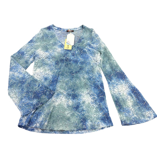 T PARTY BLUE LACE TOP 60  NWT  MEDIUM