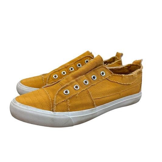 CORKYS MUSTARD YELLOW BABALU SNEAKERS NWOT - SZ 9 - 100