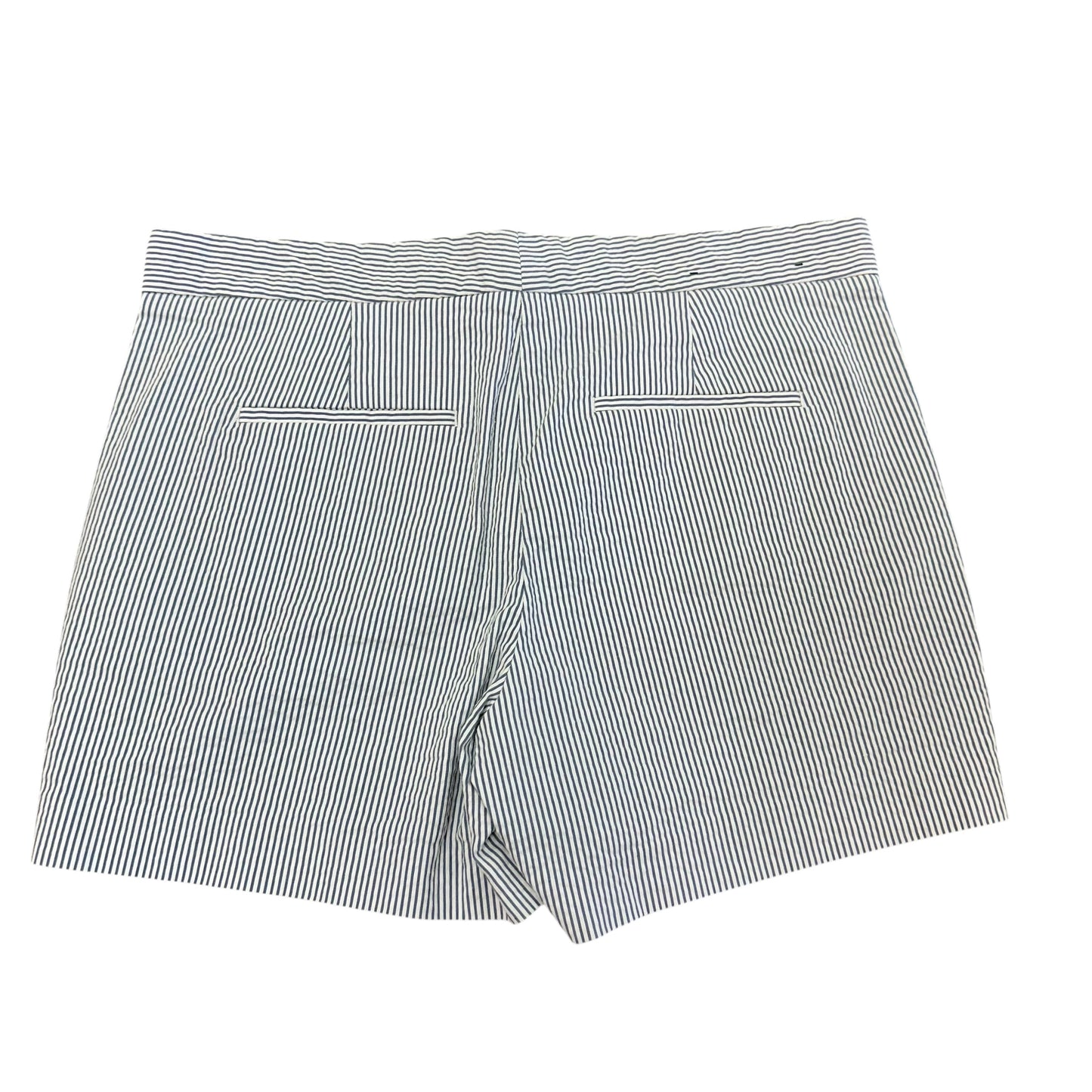 ANN TAYLOR STRIPED SEERSUCKER SHORTS 6 Sz 6