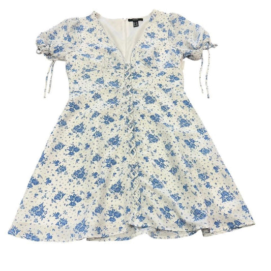 F21 WHITE BLUE FLORAL DRESS 219 MEDIUM