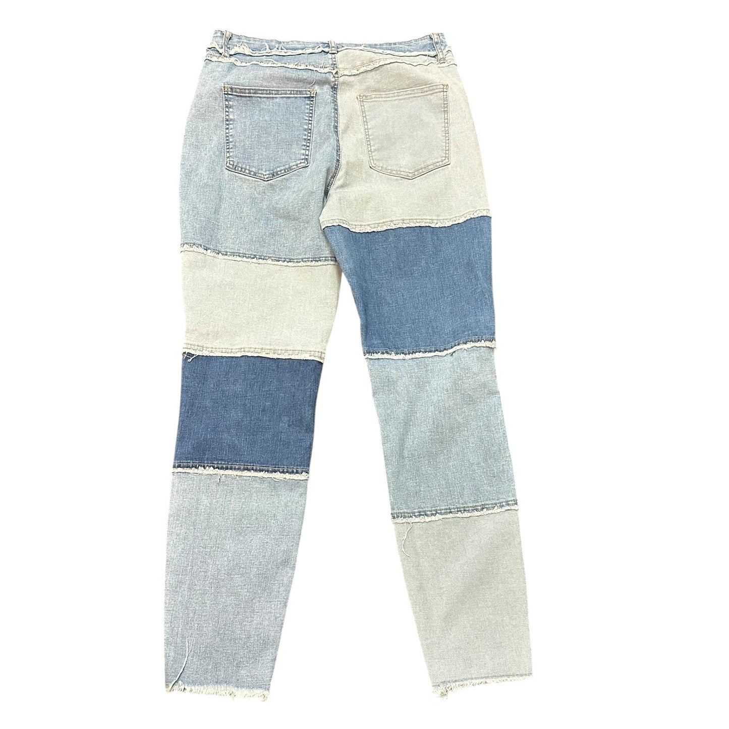 RUE 21 PATCHWORK JEANS - SZ 16 - 211