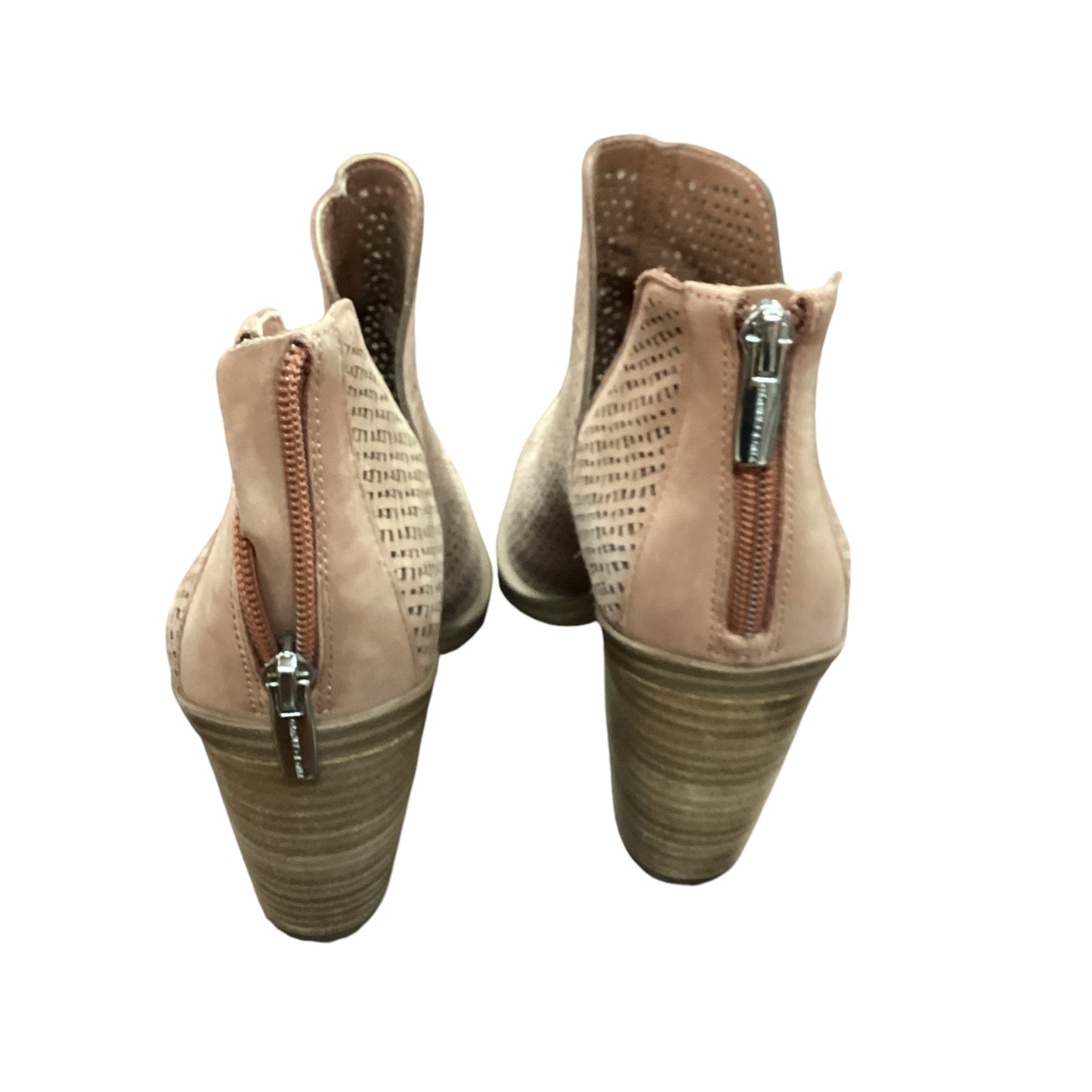 VINCE CAMUTO TAN ANKLE BOOTIES - 140  LIKE NEW  SZ 7 $24.99