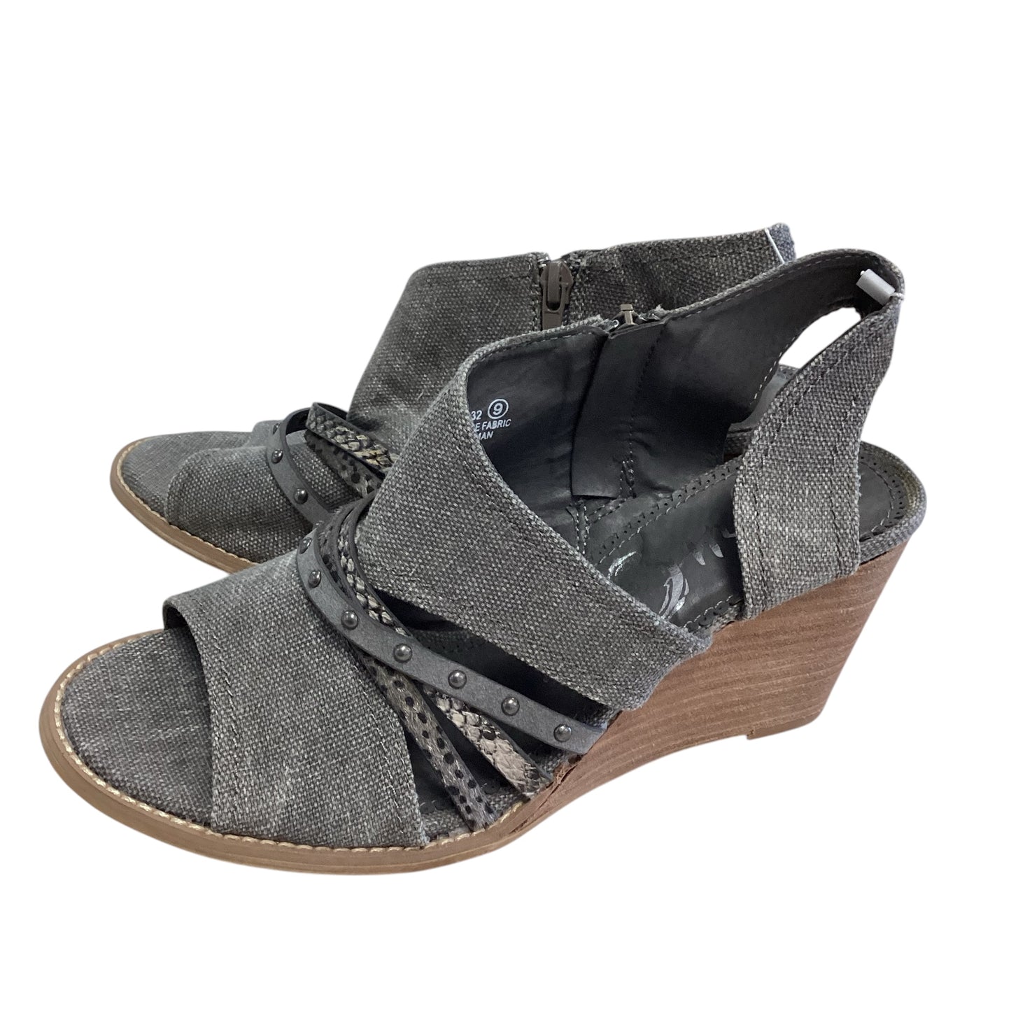 VERY G GRAY WEDGES PEEP TOE SIDE ZIP - NWT - SZ 9 - 185