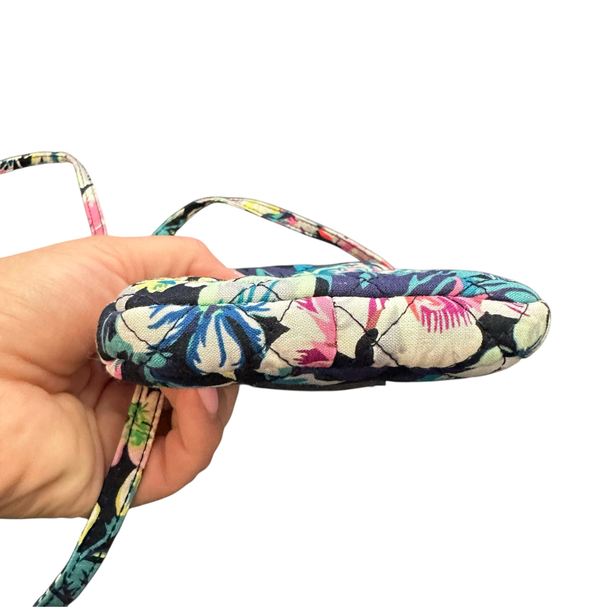 VERA BRADLEY NAVY FLORAL CELL PHONE CROSSBODY PURSE 200