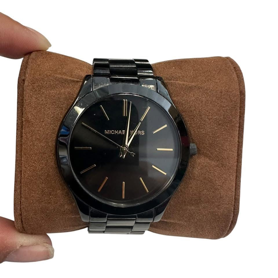 MICHAEL KORS WATCH 27 COMES W BOX & EXTRA LINKS