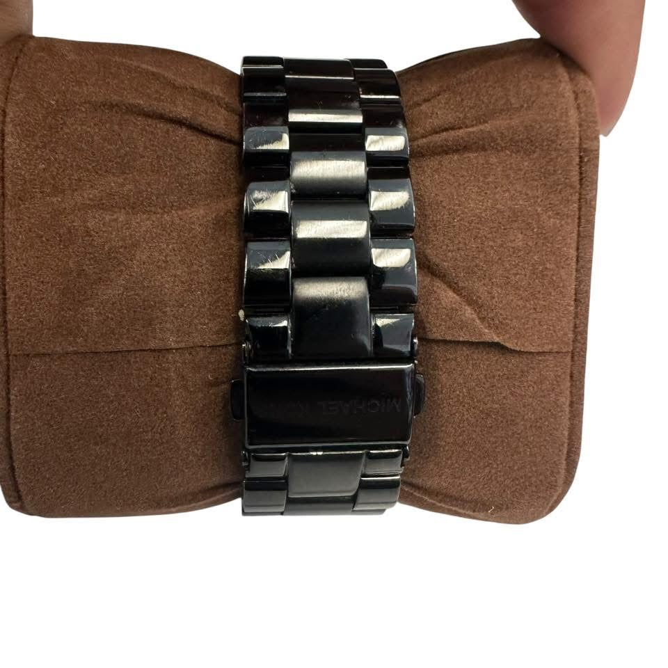 MICHAEL KORS WATCH 27 COMES W BOX & EXTRA LINKS
