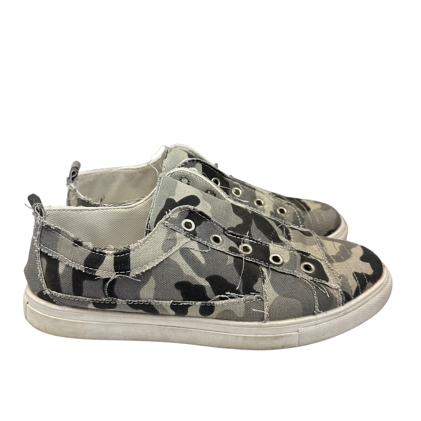 GRAY SLIP ON CAMO SNEAKERS 227 Sz 42 / 11
