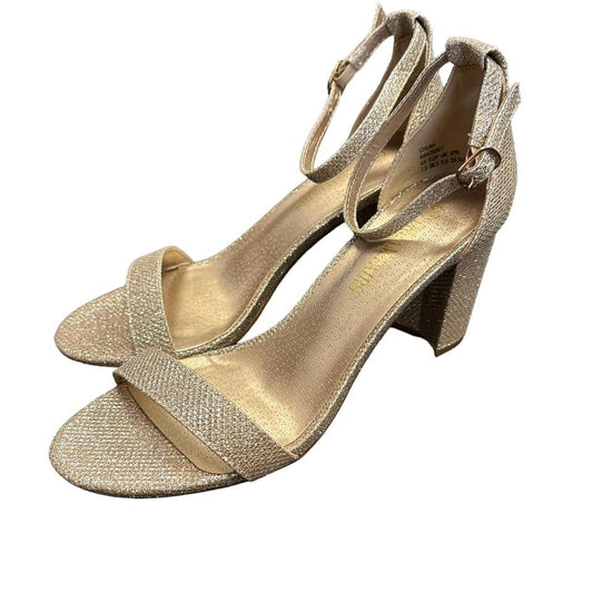 DREAM PAIRS GOLD BLOCK HEELS - 135  Sz 7.5  $16.99