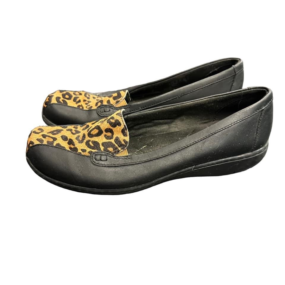 CLARKS COLLECTION BLACK ANIMAL PRINT - 98  SZ 8.5  $19.99