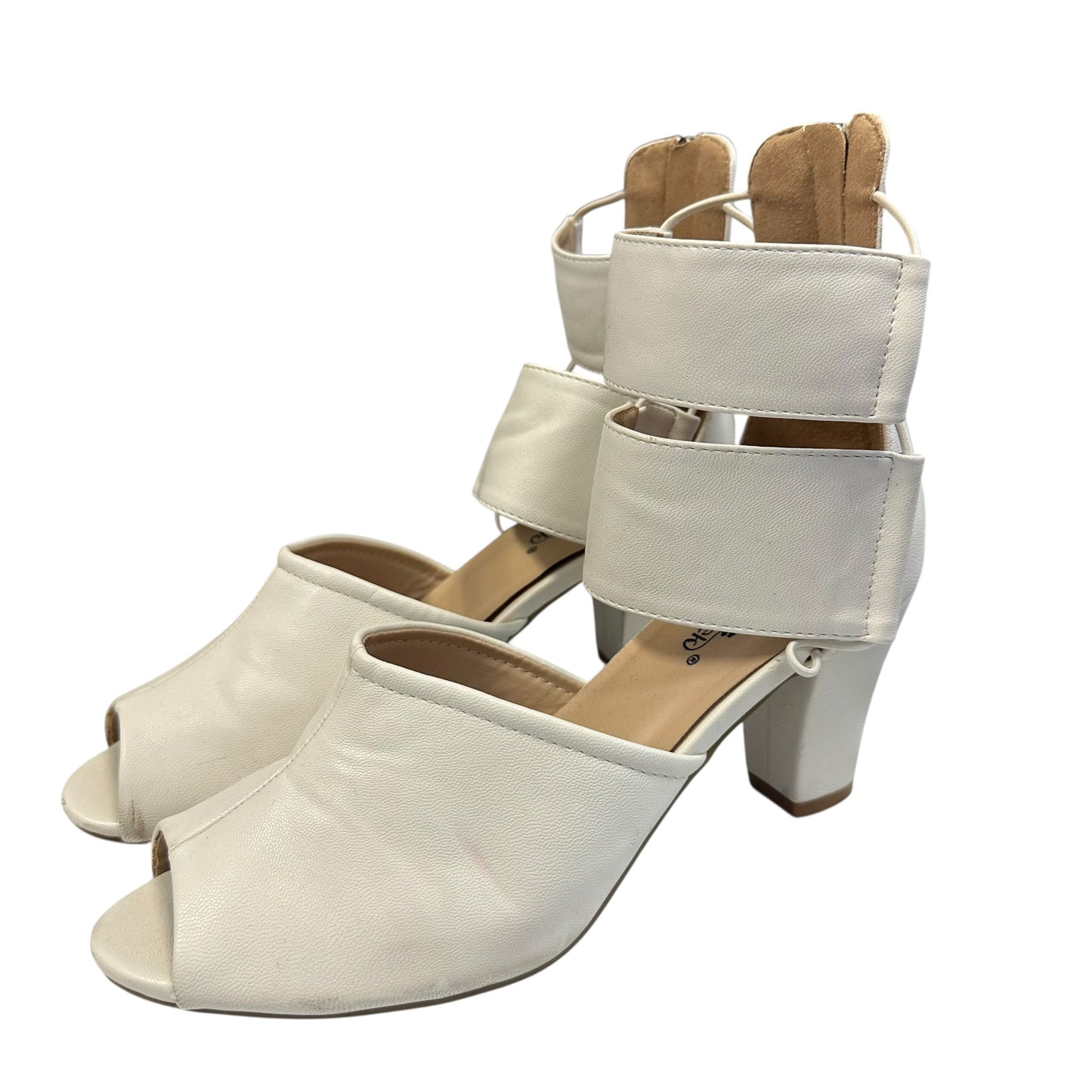 ANN CREEK VEGAN LEATHER WHITE HEELS 220 Sz 9
