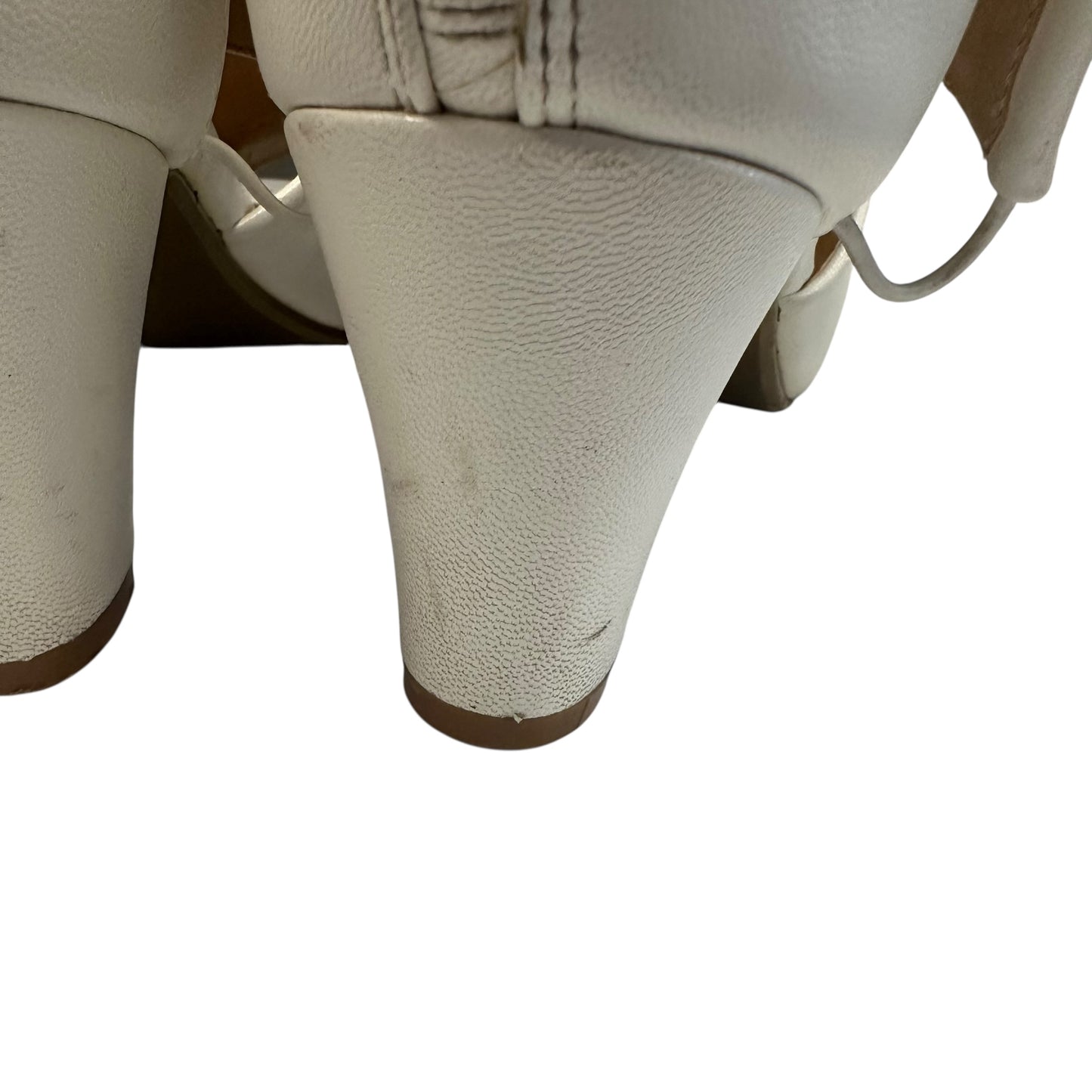 ANN CREEK VEGAN LEATHER WHITE HEELS 220 Sz 9