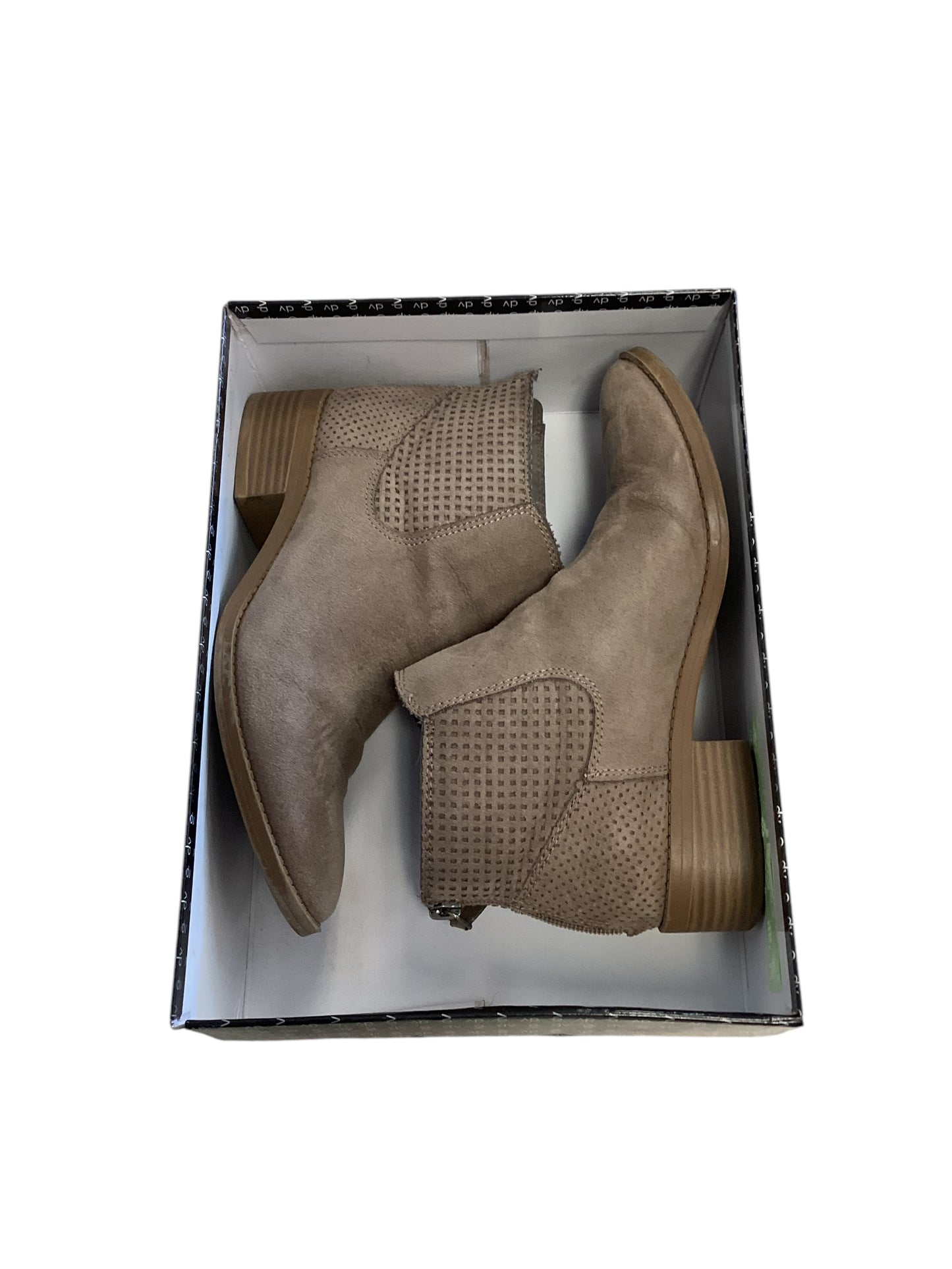 DV BROWN TAUPE ANKLE BOOTIES sz 6