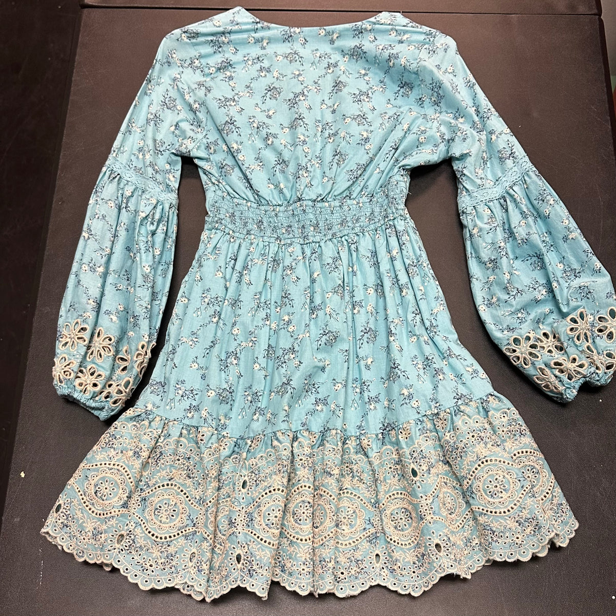 A COLLECTIVE STORY BLUE FLORAL EYELET DRESS 100 XS