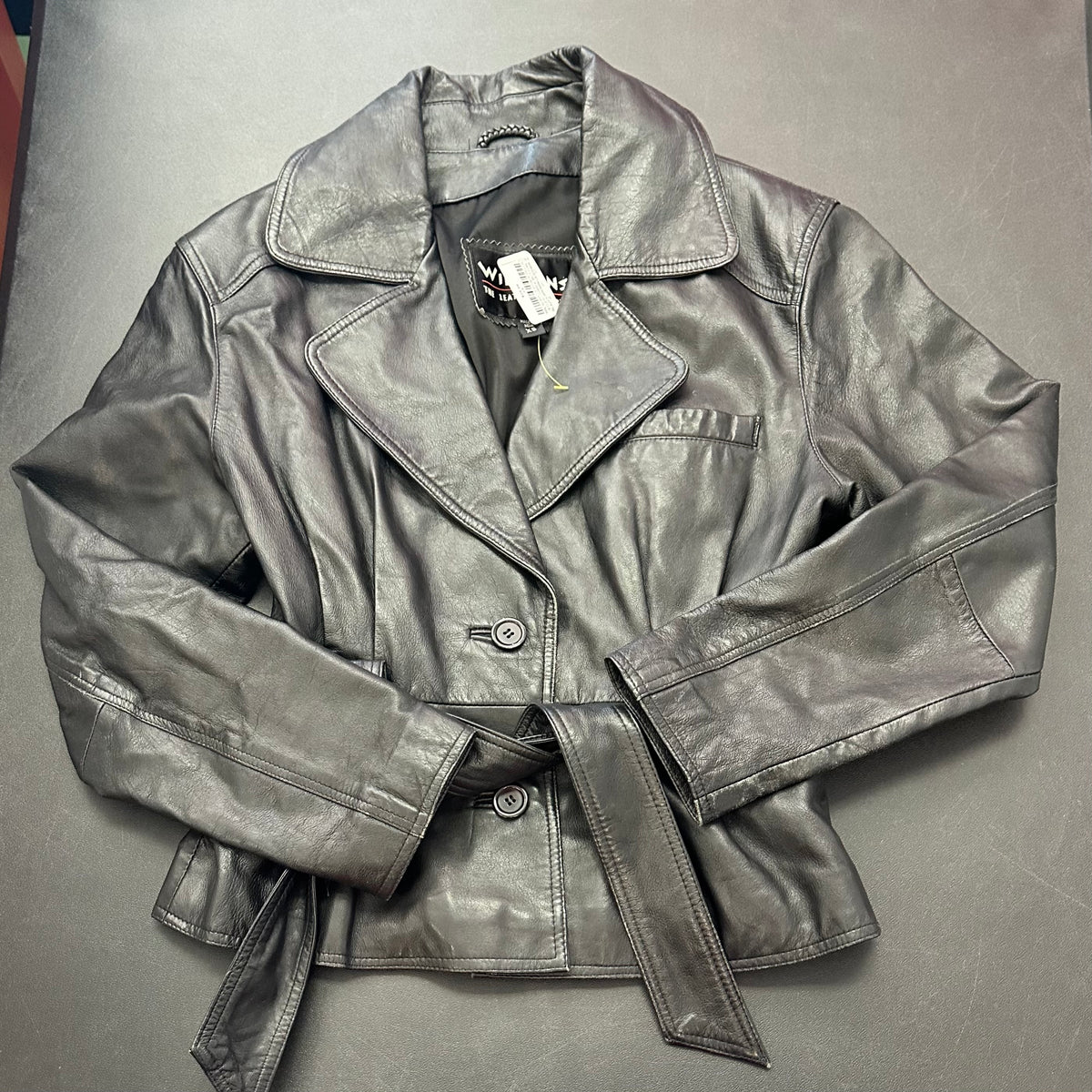 WILSONS VINTAGE BLACK LEATHER JACKET BELTED 100 XS