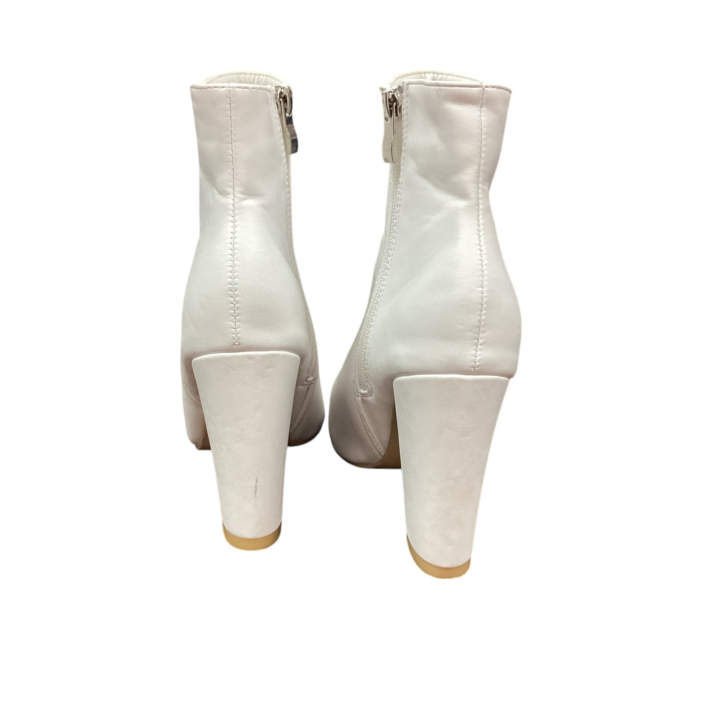 SHE&IN WHITE BOOTS (#100) SIZE 7.5