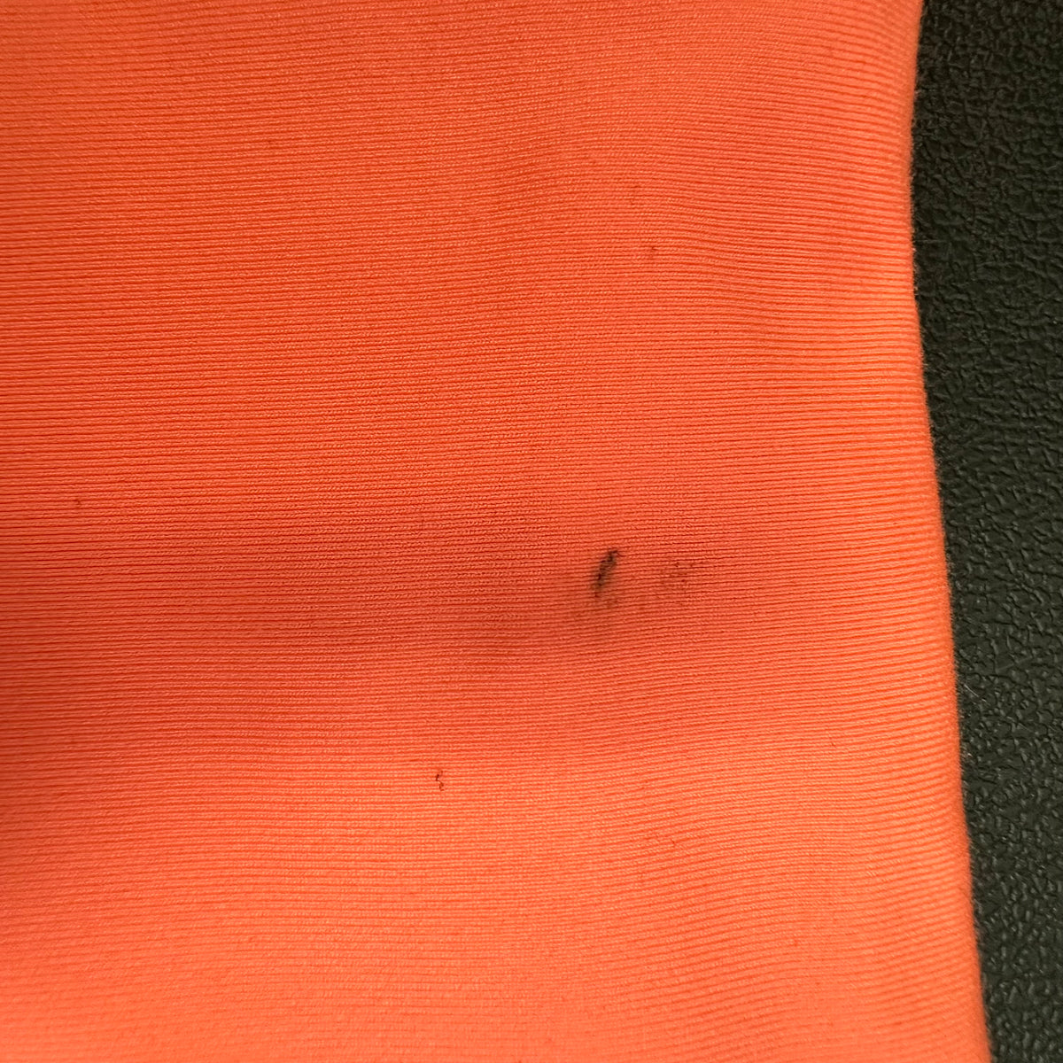 LULULEMON NEON ORANGE SHORTS LINER 143 SZ 10