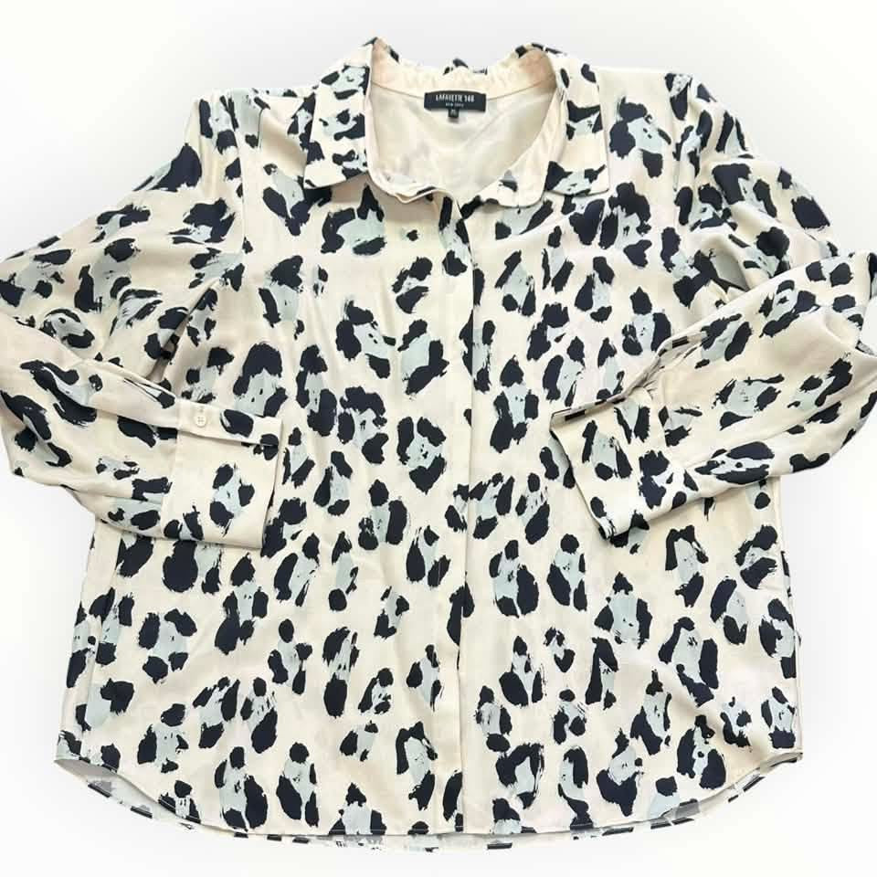LAFAYETTE 148 BEIGE ANIMAL PRINT BUTTON UP BLOUSE XL