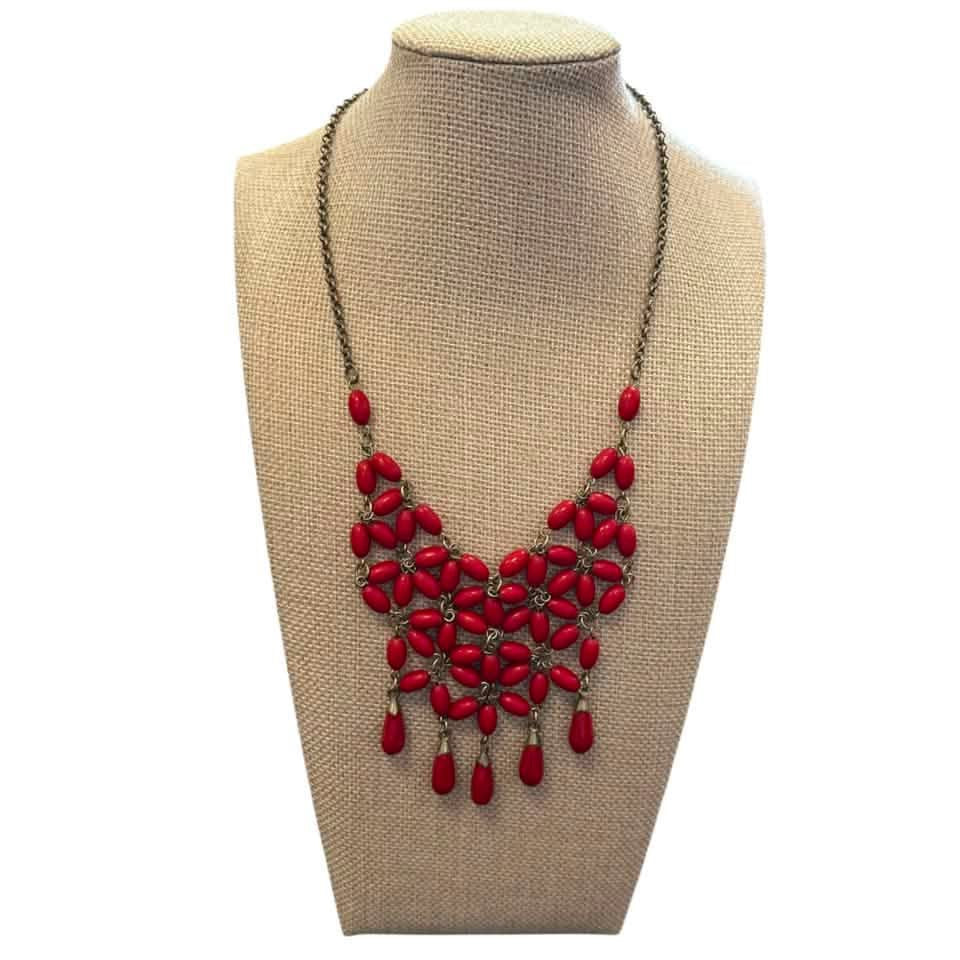 RED BEADED STATEMENT NECKLACE