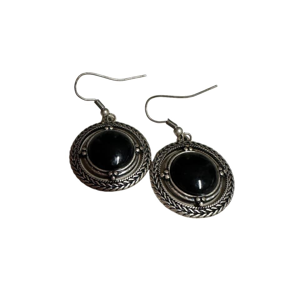 BLACK SILVER EARRINGS